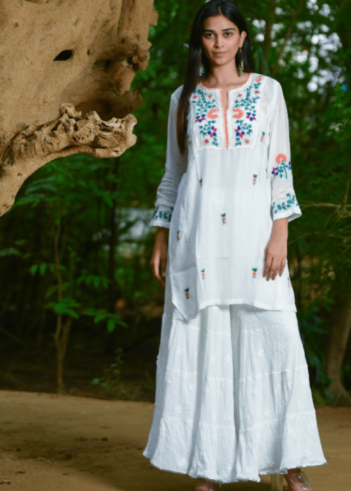 CHIKANKARI CRUSH GHARARA