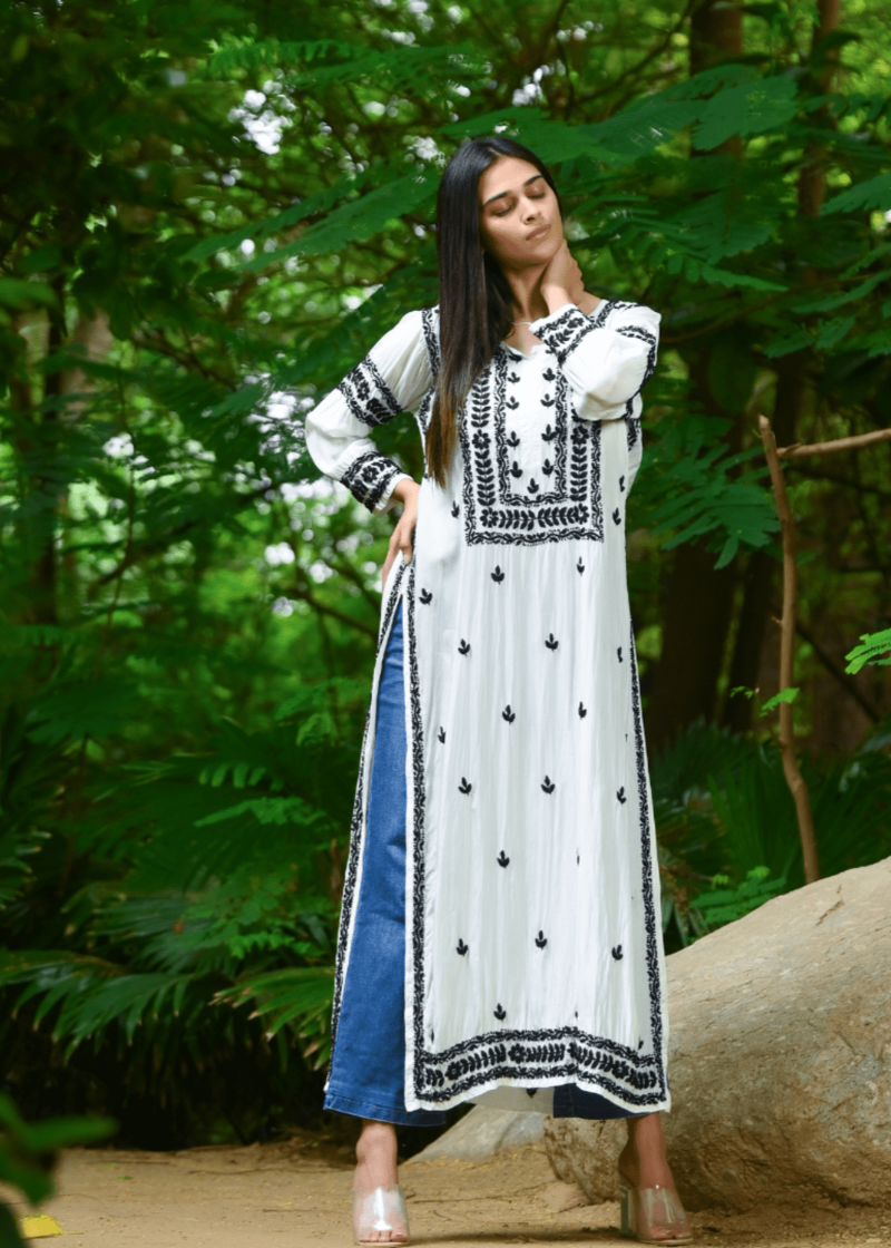 CHIKANKARI PURE CREPE KURTA