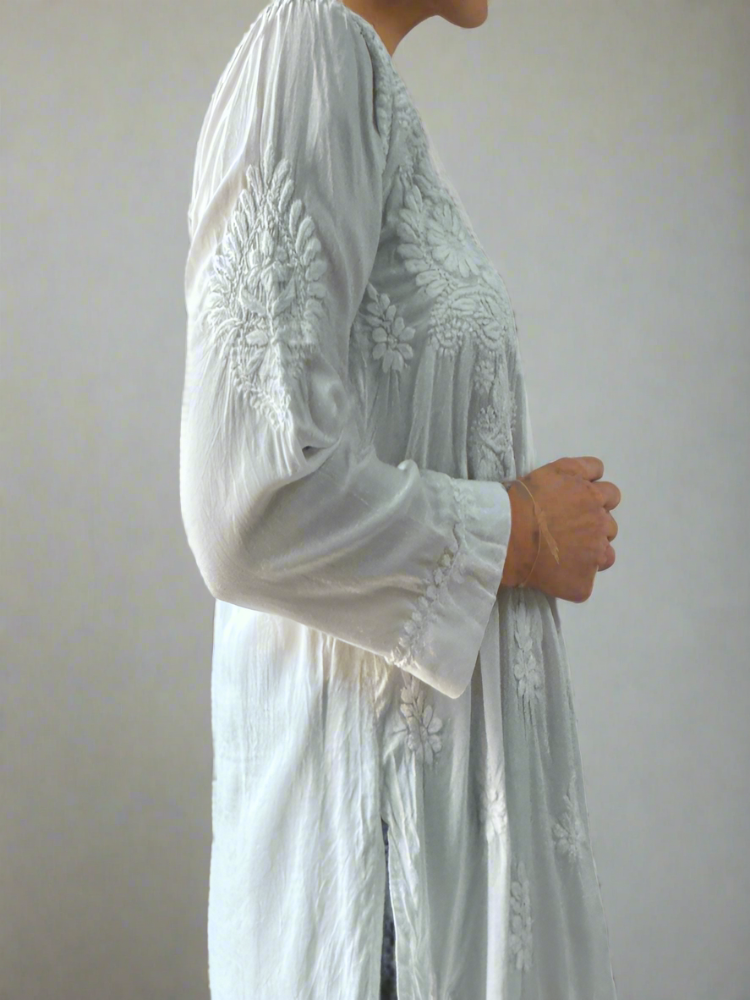 CHIKANKARI WHITE SHORT TOP