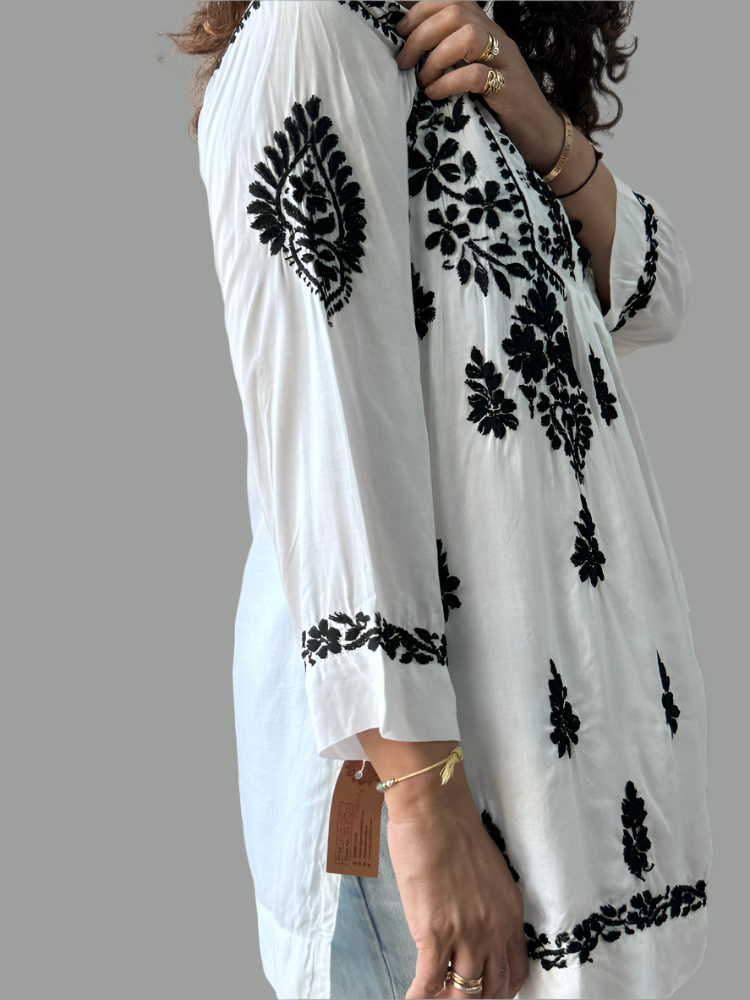 B & W CHIKANKARI SHORT TOP